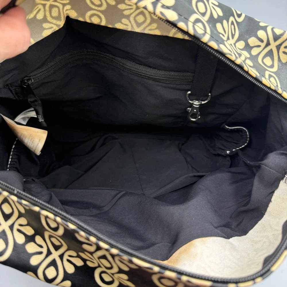 Petunia Pickle Bottom Boxy Backpack Diaper Bag‎ Black Tan Glazed Canvas Floral